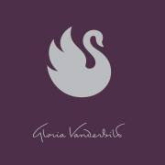 Meet your Posher, Tosha - Picture 4 of 12